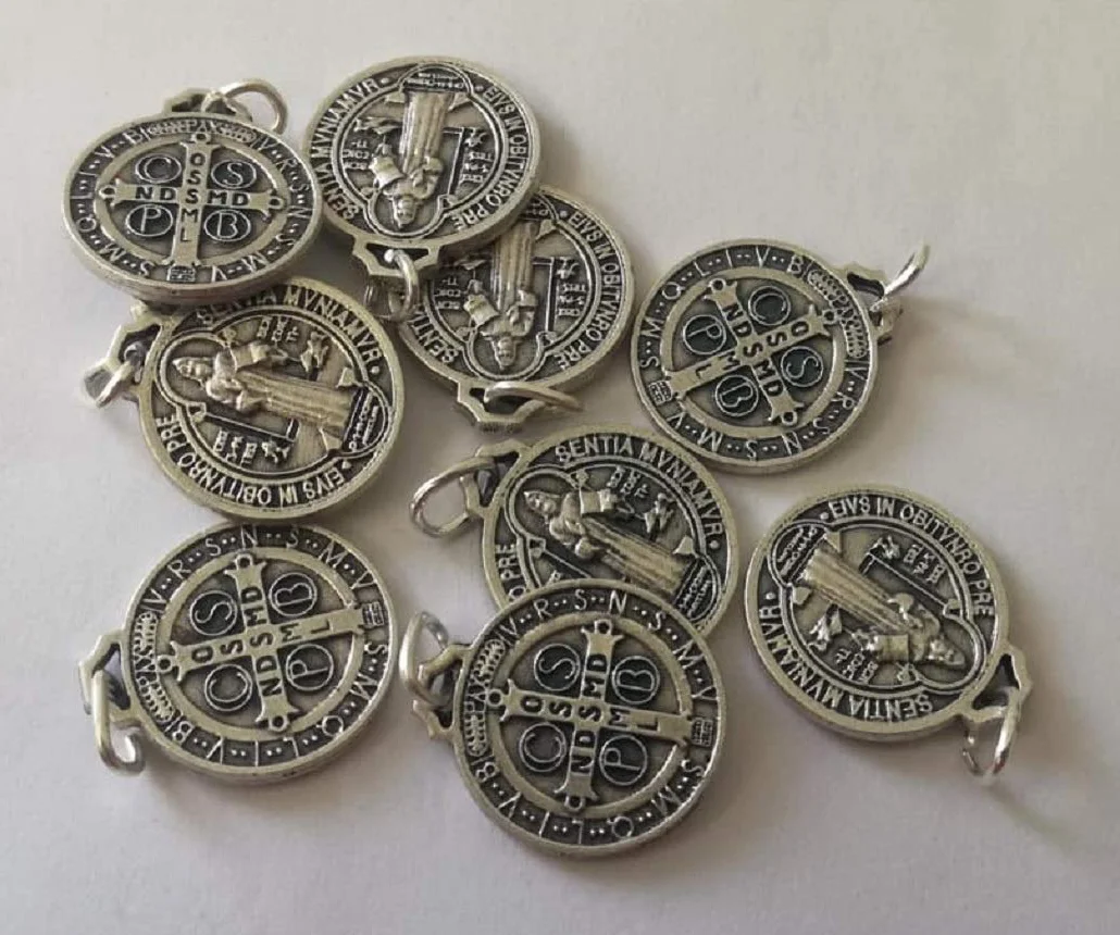 Lazzaro Italy San Benedetto Medaglia placcata argento 1,5 cm - 10 medagliette