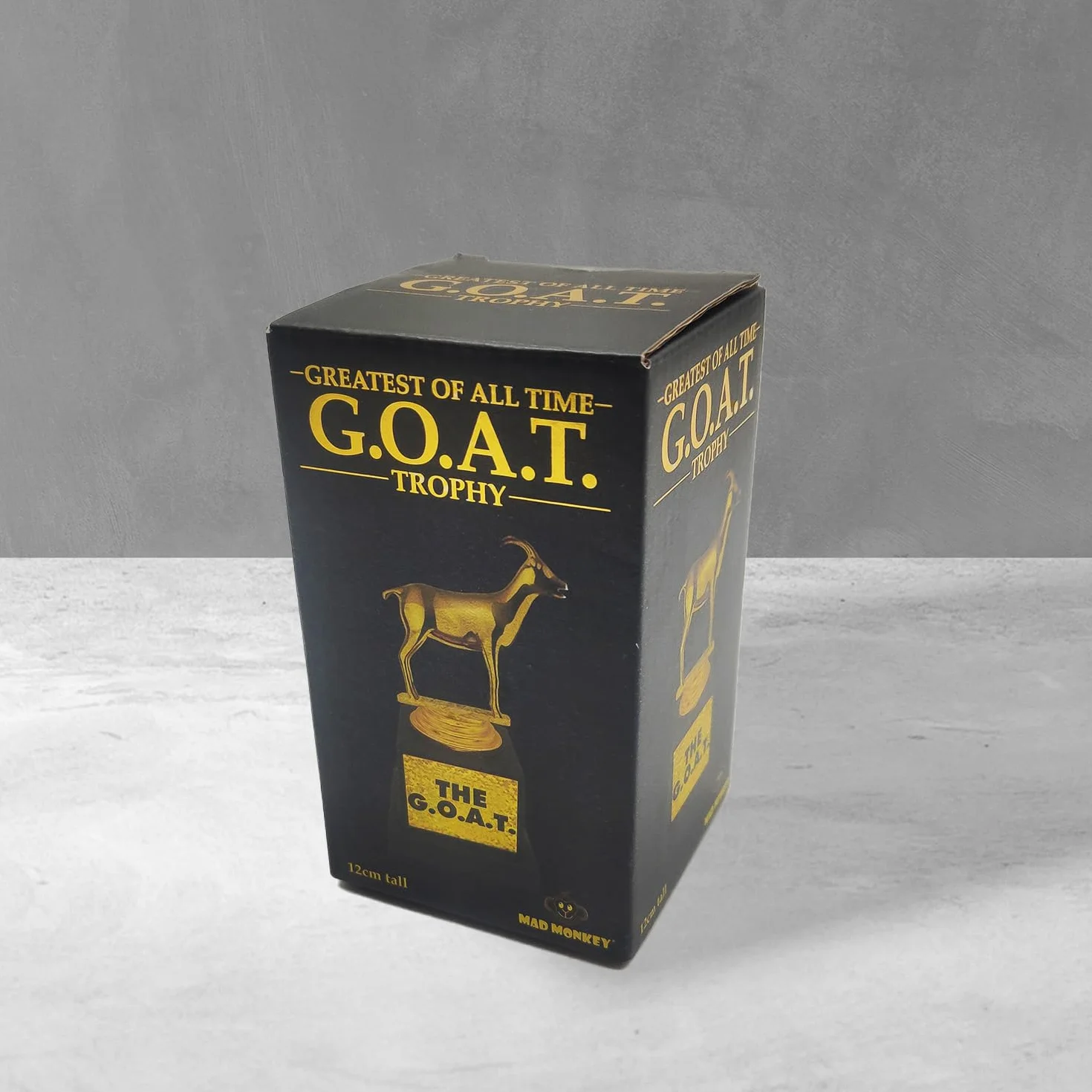 Mad Monkey Trofeo G.O.A.T per Il Tuo Migliore Amico - Decorazione Divertente