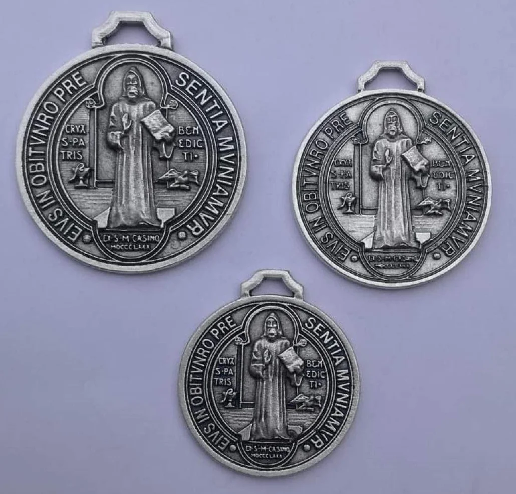 Eurofusioni San Benedetto Medaglia Votiva Set 3 medaglie placcate Argento 3-3,5-4 cm