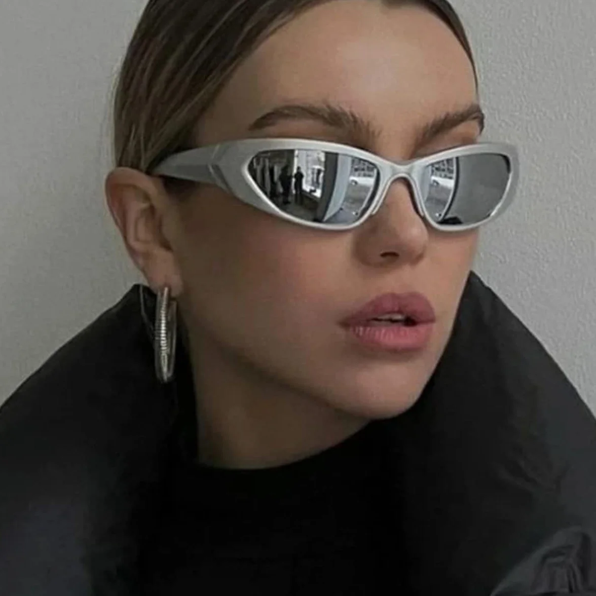 Occhiali da Sole Sportivi Avvolgenti Unisex, Sunglasses Ciclismo Protezione UV400, Y2K Occhiali Sole Avvolgente Futuristici Antivento Antipolvere Sunglasses per Feste Guida Pesca Ciclismo, 1 Paio